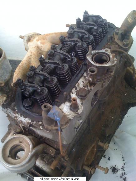 fiat 600 1965 demontat motor complet aveam rezerva. fostul proprietar spunea camergea dar manca