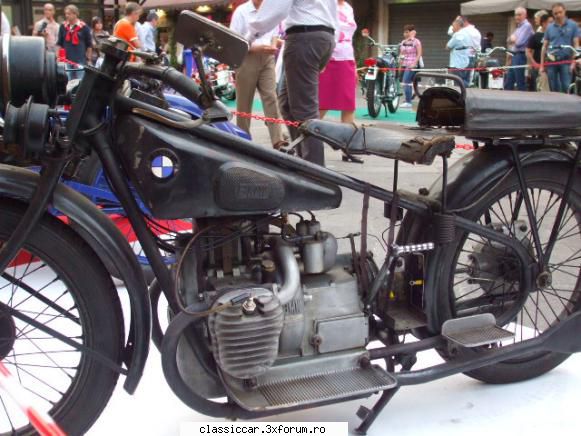 prin italia bmw r52 din 1928...nu m-am putut abtine nu-l pun...