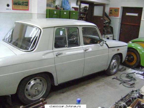 dacia 1100 (s) 1971 azi pornit-o, pus benzina si  adus-o jos vechiul atelier, dupa care i-am Admin