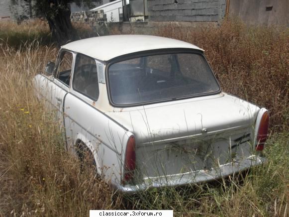 din grecia trabant Corespondent extern