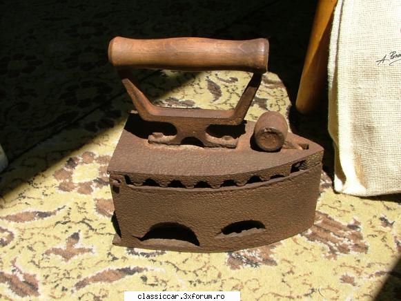 vand diverse vechituri! adauga fier calcat carbuni vechi peste 100 ani, adus recent tara din pod,