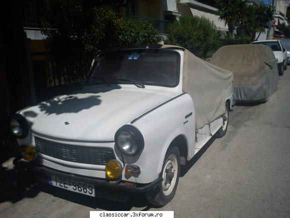 din grecia trabant ,este doua masina trabant care intalnesc atena Corespondent extern