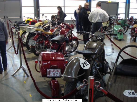 oldtimer show budapesta 2011 okt-2 noe. alte fr mea mare, dup mobr fost jawa 250