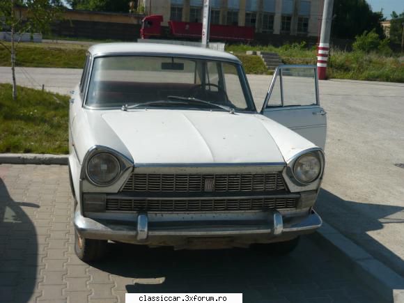 fiat 1800 din acum ceva vreme prin drumurile mele intr-o curte din jud arges o  masina ,am