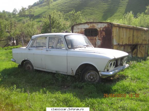 registru moskvich 408 3.moskvich sat din apropierea exista, poza mai veche! Reporter de teren