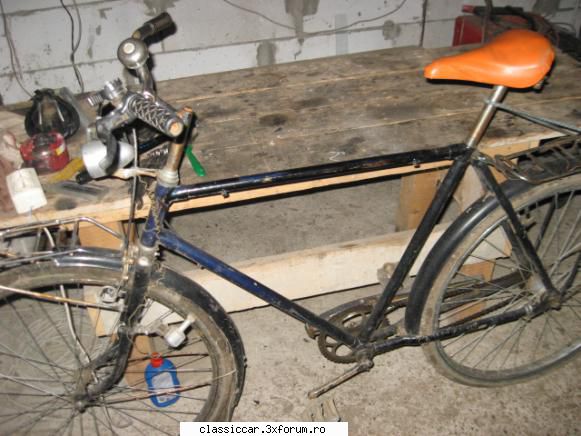 bicicleta pic mai ciudata printre altele mai ciudata restaurata mine prin 2007 ,dar care folosit-o