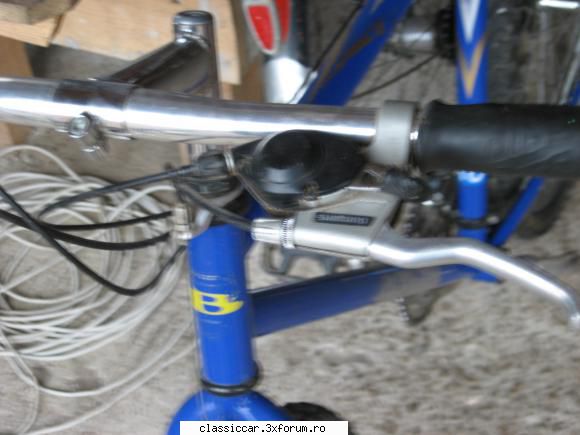 bicicleta pic mai ciudata mai este una blume(!?!) componente shimano adusa mine din italia 2008 plus