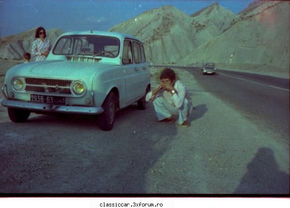 renault 1969 quatrelle misule, sa-ti fac surpriza ...o poza cand eram mic, din maroc r4-ule care l-a