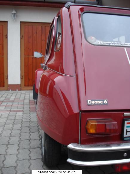citroen dyane profil mai p�tr�tos, aripa spate are coltul "
