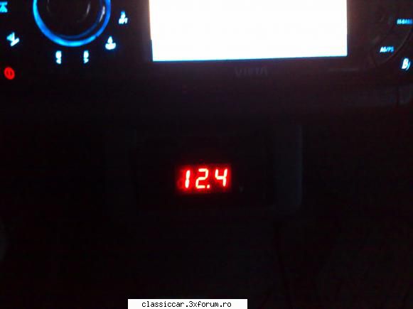 vand voltmetru auto nou poza