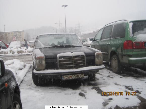 registru mercedes w115 inca bot cal resita care circula zilnic. Reporter de teren