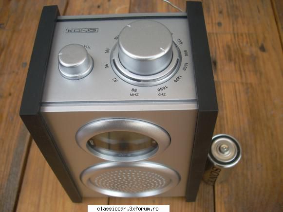 radiouri germane ramas: radio konig aspect retro, functional nou, ceas, radio universum -35 lei