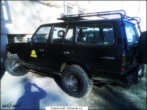 '82 toyota land cruiser hj60 dupa ceva timp, odata montarea unor alte anvelope, masina ajuns arate