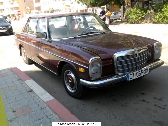 mai sunt citeva masini vechi constanta care merita salvate! mercedes w115(bot cal)