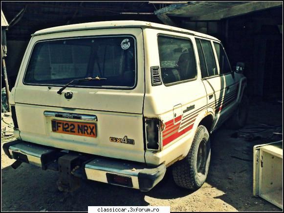 '82 toyota land cruiser hj60 din fericire, sasiul este neafectat