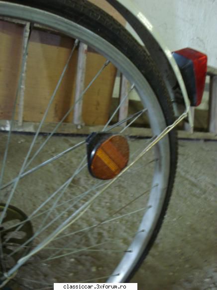 semicurse sputnik noi din stoc are spite dar sunt enorm mari ptr roata asta fin subtire