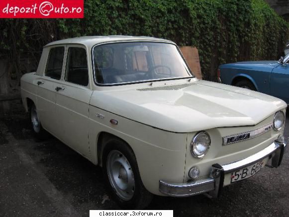 dacia 1100 1970 sutica bine, doar pare pic cam sus. semnalul langa, putin cam  rest, masinutza