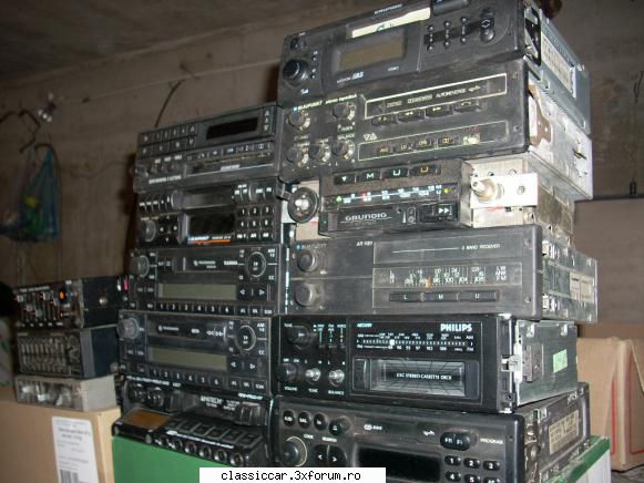 audio-auto cele din stiva din partea stanga vand cod, altele doar aprind, etc) pretul lei bucata.