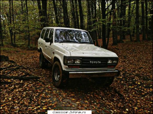 '82 toyota land cruiser hj60 admirand, ocazia scurtelor opriri, culorile frumoase toamna