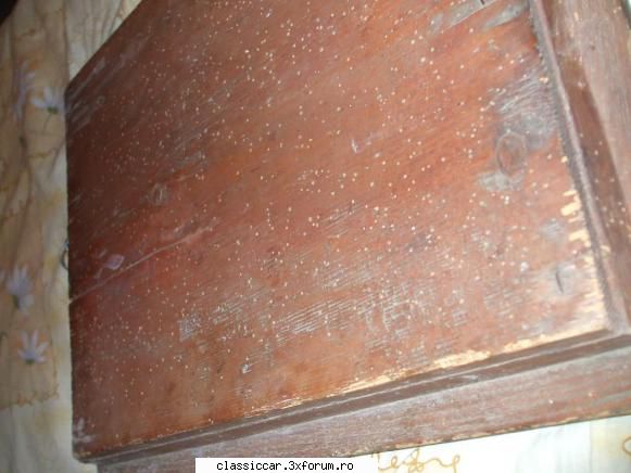 vand vechituri comuniste atat fata cat spatele multe carii datorita trecerii anilor