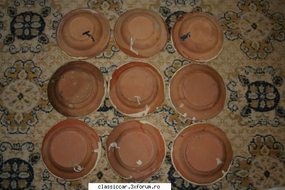 poza ceruta vand lot 9 farfurii ceramica pictate vechi