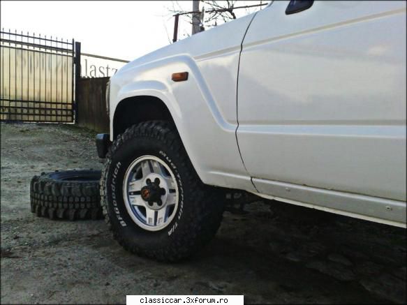 '82 toyota land cruiser hj60 misu cluj scris:new look! brutale, provoaca vibratii viteza sunt asa