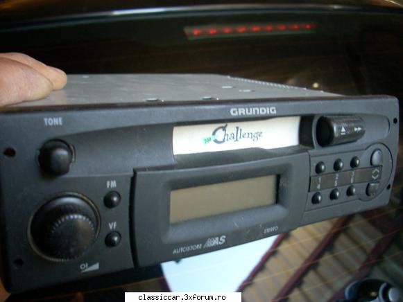 audio-auto radiocas grundig nou, pretul doar lei