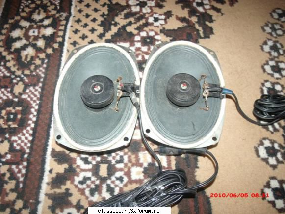 diverse doua difuzoare tesla 3w/4 ohmi, perfect fara zgomote parazite. ideale pentru inlocuirea