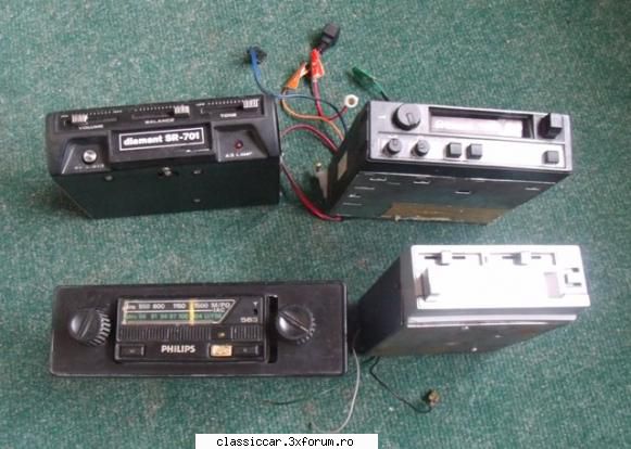diverse adauga vanzare4 aparate audio pentru auto, astfel- radio philips, anii 70, aspect optic