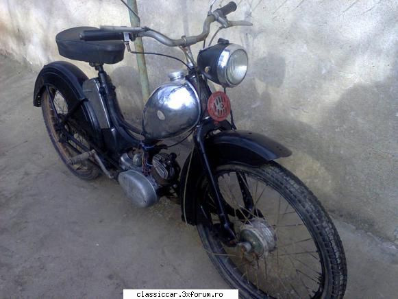 simson suhl sr2 -1960 stiu prea bine.este simson suhl sr2 din 1960.