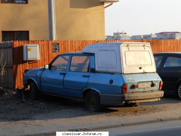 vazut prin craiova siii ......     cred are zilele numarate, lovita fata sta ceva vreme