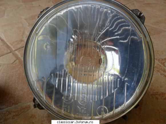 vand piese renault vand cateva piese pentru renault faruri 100 lei amandoua2 fata 100 lei amandoua1