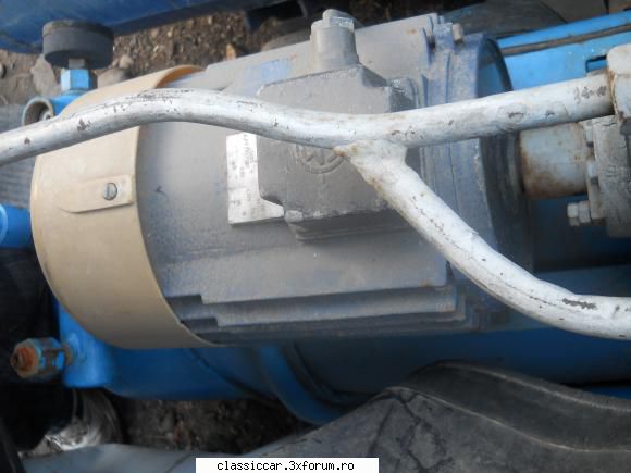 vand motoare electrice trifazate ambele sunt stare perfecta