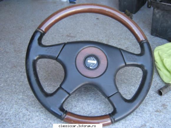 se adauga volan momo piele plus lemn cu flansa de alfa 75 ( dar cu rabdare poate fi modificat pentru