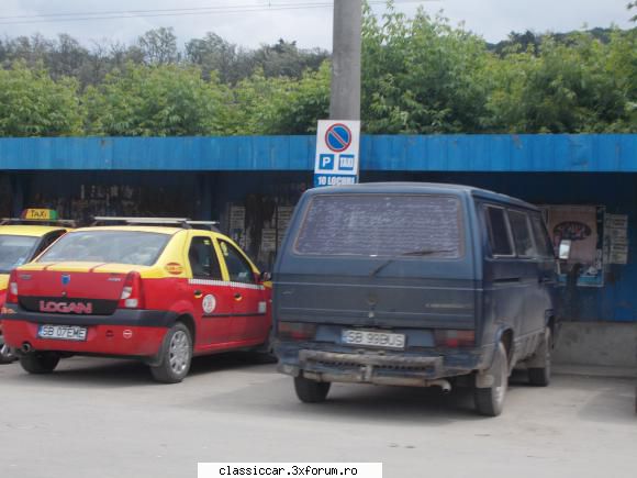 gasite prin tara bus Reporter de teren