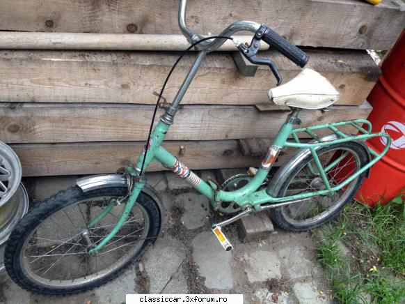 vand biciclete pegas 150 lei ambele pentru poze