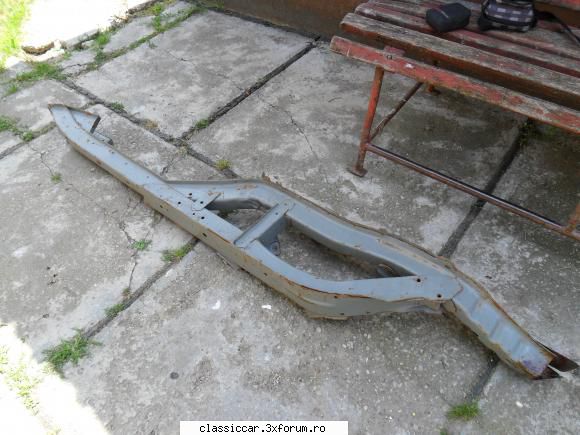 vand lonjeron bari nichelate+ altele dacia 1300 lonjeron