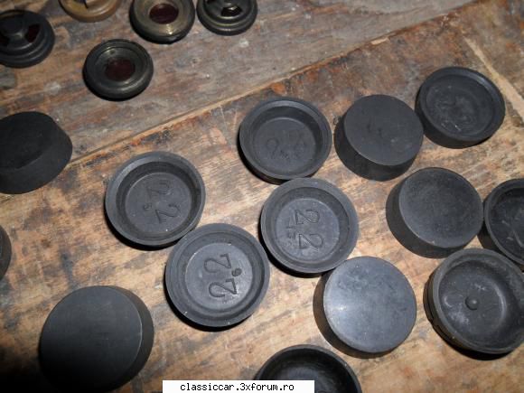 vand carburator moskvici 408 garnituri cilindri frana originale lei/set bucati