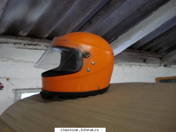 casc� moto comunist� v�nd casc� motoret� din epoca aur, cump�rat� acea vreme magazinele comertului