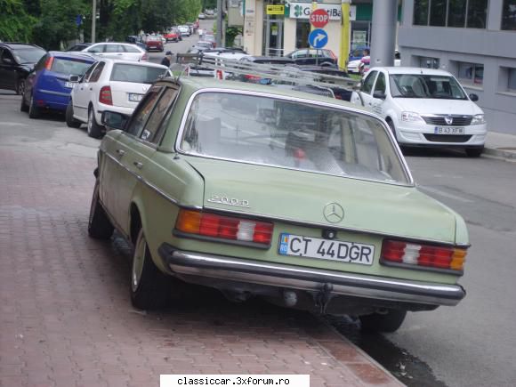 mai sunt citeva masini vechi constanta care merita salvate! mercedes w123