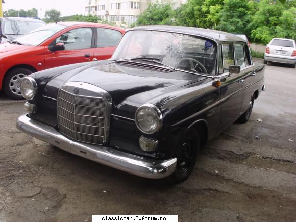 mai sunt citeva masini vechi constanta care merita salvate! mercedes w110 (coada randunica)