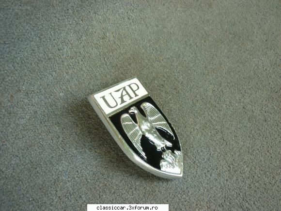 piese rare dacia 1300 1970 s-a adaugat emblema mare uap grila fata lei