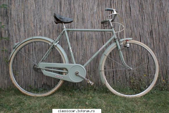 vand bicicleta italiana berga anii 50-60 vand bicicleta italiana berga din anii foarte radius b52,cu