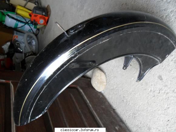 vand cateva piese motoreta carpati aripa fata