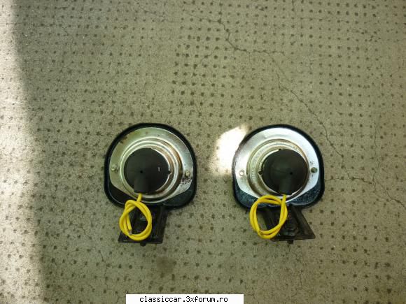 vand piese rare dacia 1100 s-au adaugat :-set lampi pozitie numar spate -45 lei lei