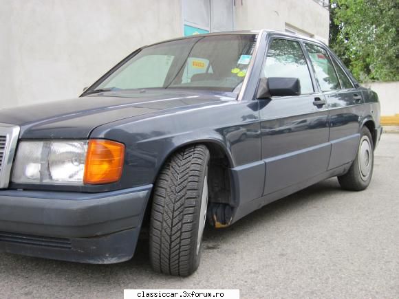 mercedes benz 1.9d rotile iarna sunt noi, toate acelasi model. daca aveti nevoie ele pretul reduce.