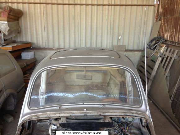 kafer 1302 1.6 '72 masina completa orice piesa poate este cineva interesat trapa tot capacul