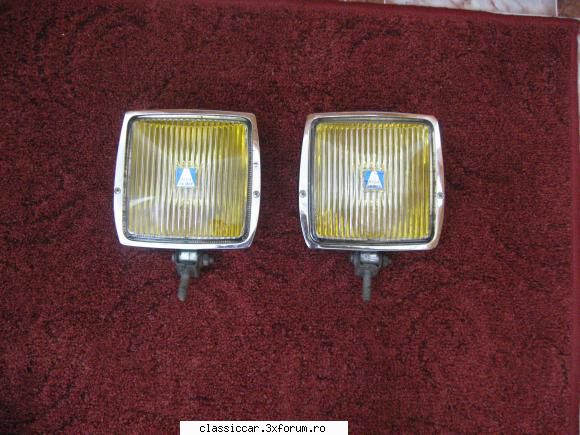 hella cromate vand set cromate hella halogen stare foarte buna, forma patrata, dimensiuni 16/16 cm.