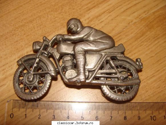 pret:35 lei taxa postala inclusa catarama