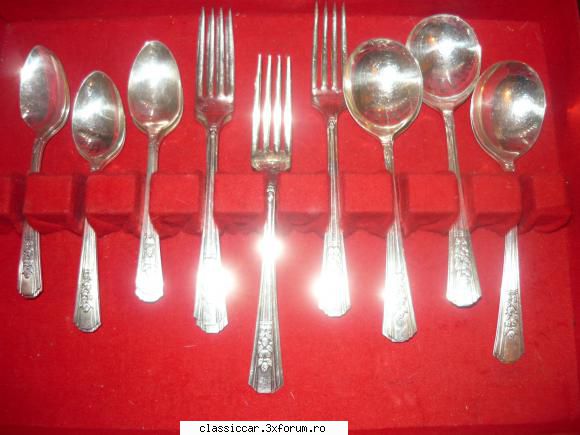 set tacimuri persoane placate argint poza3
